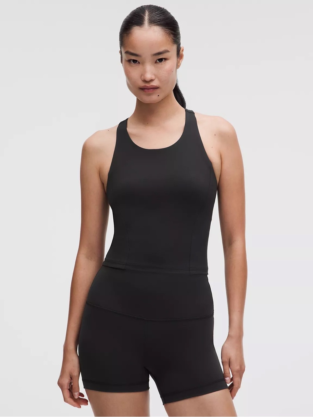 Lululemon Size 6 Wunder Train Racerback Tank in Black